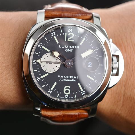 panerai luminor 44 gmt|Panerai Luminor chrono daylight 44mm.